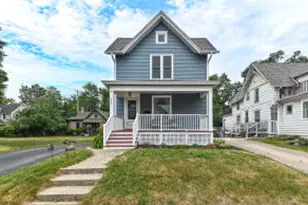 431 Dunbar Ave, Waukesha, WI 53186 - Photo 1