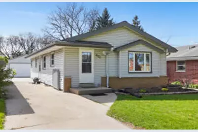 2125 N 113th St, Wauwatosa, WI 53226 - Photo 1