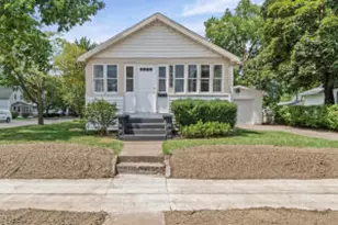 1324 16th St, La Crosse, WI 54601 - Photo 1
