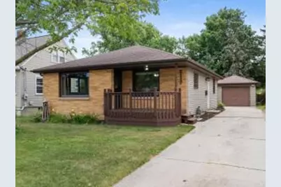 2117  32nd St, Two Rivers, WI 54241 - Photo 1