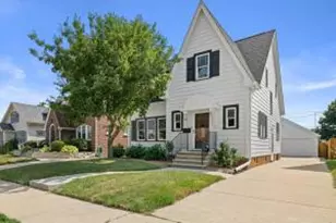 937 Lathrop Ave, Racine, WI 53405 - Photo 1