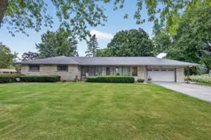 N84W12876 Ronald Dr, Menomonee Falls, WI 53051 - Photo 1