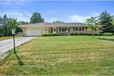 4575  Lincrest Dr, Brookfield, WI 53045 - Photo 1