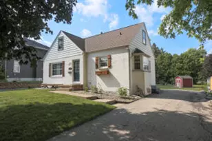 626 Union St, Hartford, WI 53027 - Photo 1