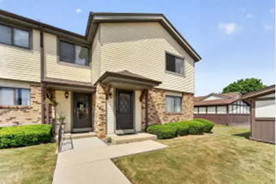 5728  Cambridge Cir, Racine, WI 53406 - Photo 1