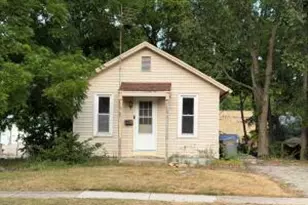 300 Union St, Watertown, WI 53094 - Photo 1