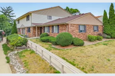 9442 W Maple Ct, West Allis, WI 53214 - Photo 1