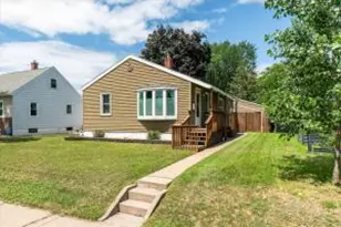 2119 Farnam St, La Crosse, WI 54601 - Photo 1