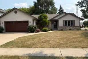 5337 43rd St, Kenosha, WI 53144 - Photo 1