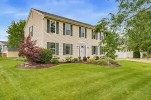 688 W Hickory Ln, Saukville, WI 53080 - Photo 1