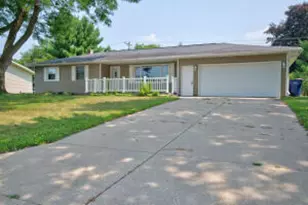 643 Winter St, Onalaska, WI 54650 - Photo 1