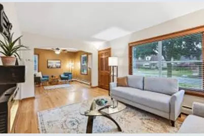 2802 S 47th St, Milwaukee, WI 53219 - Photo 1