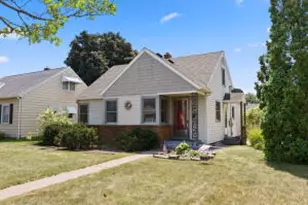 1320 Hyde Ave, La Crosse, WI 54601 - Photo 1