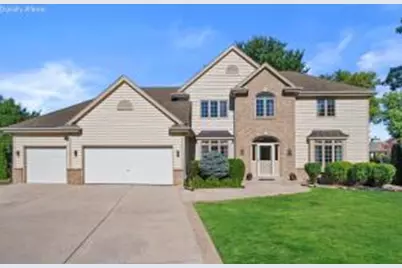 13510 W Edgewood Ct, New Berlin, WI 53151 - Photo 1