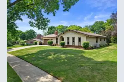 732 S Grandview Blvd, Waukesha, WI 53188 - Photo 1
