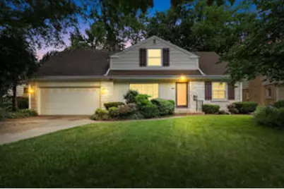 7212  Aetna Ct, Wauwatosa, WI 53213 - Photo 1