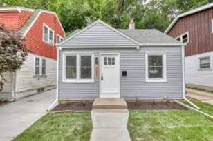 6633 Hillside Ln, Wauwatosa, WI 53213 - Photo 1
