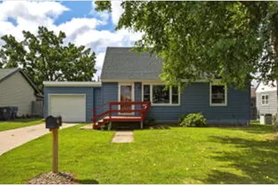 2914  Robinsdale Ave, La Crosse, WI 54601 - Photo 1