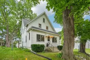 118 S Milwaukee St, Fredonia, WI 53021 - Photo 1