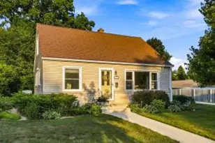 148 Tower Dr, Port Washington, WI 53074 - Photo 1