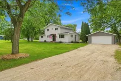 W7457  Lincoln Rd, Eldorado, WI 54979 - Photo 1