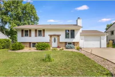 1115  Green St, Onalaska, WI 54650 - Photo 1