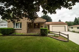 110 S Highland Ave, Thiensville, WI 53092 - Photo 1