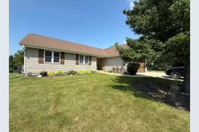 400  Prairie Hill Way, Racine, WI 53185 - Photo 1
