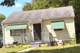 5165 N 42nd St, Milwaukee, WI 53209 - Photo 1