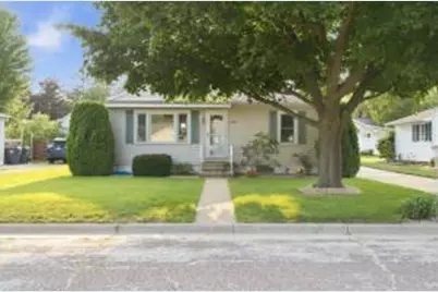 3160  26th St, La Crosse, WI 54601 - Photo 1