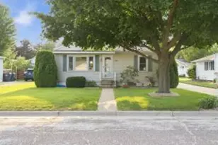 3160 26th St, La Crosse, WI 54601 - Photo 1