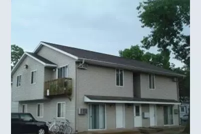 200  10th St, La Crosse, WI 54601 - Photo 1