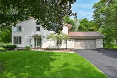 15270  Red Fox Ln, Elm Grove, WI 53122 - Photo 1