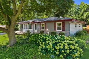 N85W18195 Lawrence Ave, Menomonee Falls, WI 53051 - Photo 1