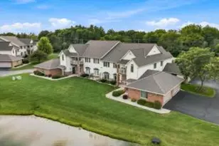 827 Cheyenne Ave, Grafton, WI 53024 - Photo 1