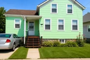 1310 School St, Two Rivers, WI 54241 - Photo 1