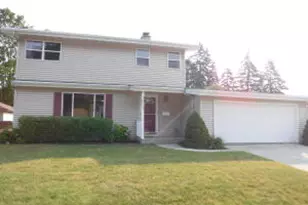 1708 Nagle Ave, Manitowoc, WI 54220 - Photo 1