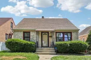 3206 S Griffin Ave, Milwaukee, WI 53207 - Photo 1