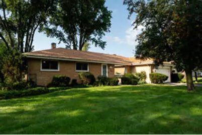 N57W15523  El Camino Dr, Menomonee Falls, WI 53051 - Photo 1