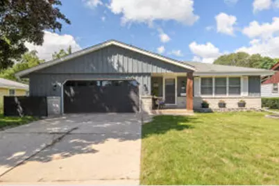 5515 N Shasta Dr, Glendale, WI 53209 - Photo 1