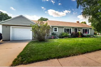 2104  22nd St, La Crosse, WI 54601 - Photo 1