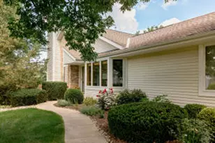 108 E Sutton Pl, Waukesha, WI 53188 - Photo 1