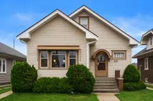 2610 Lasalle St, Racine, WI 53402 - Photo 1