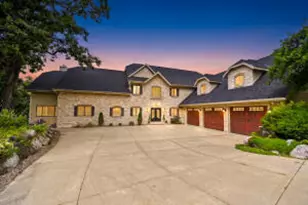 205 Kummrow Ct, Wales, WI 53183 - Photo 1