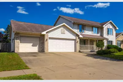 524  10th Ave, Onalaska, WI 54650 - Photo 1