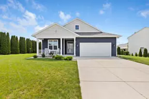 515 Hickory St, Belgium, WI 53004 - Photo 1