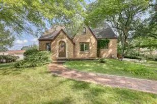5800 W Howard Ave, Milwaukee, WI 53220 - Photo 1