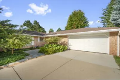 W74N755  Spruce Ave, Cedarburg, WI 53012 - Photo 1