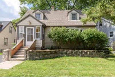 800  Western Ave, Waukesha, WI 53188 - Photo 1