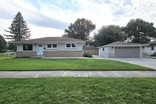 2997 S 105th St, West Allis, WI 53227 - Photo 1
